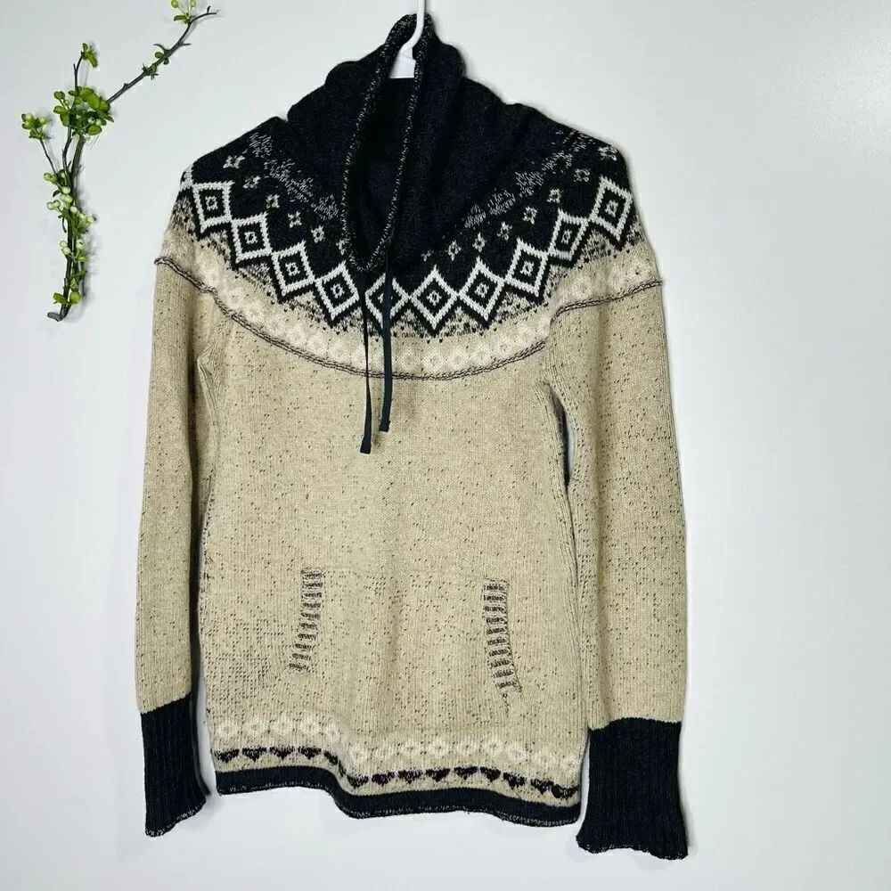 Eddie Bauer Nordic Cowl Neck Sweater Tan Black